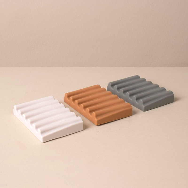Florless Silicone Soap Holder in white, terracotta and grey